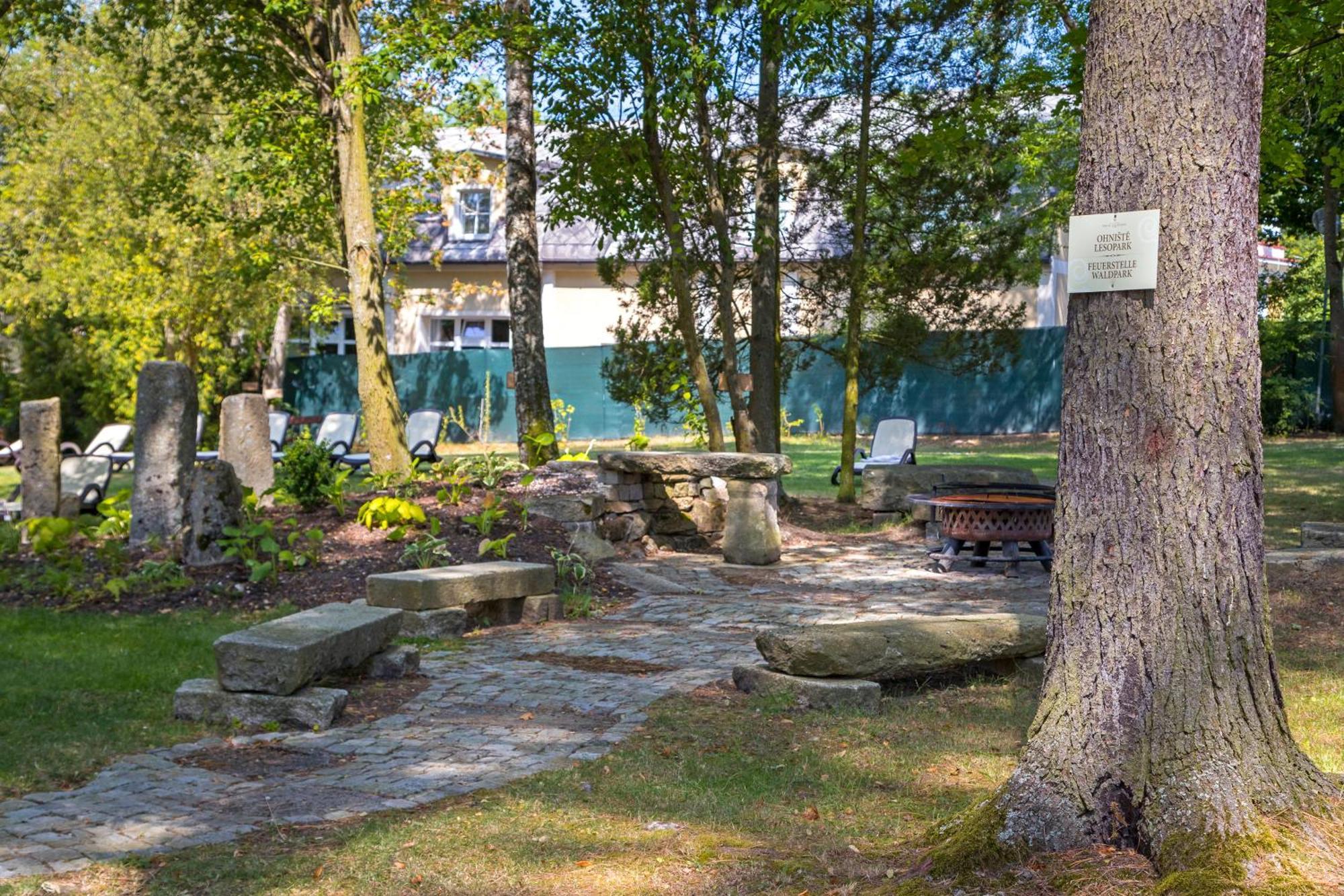 Spa Resort Pawlik-Aquaforum Frantiskovy Lazne Exterior foto