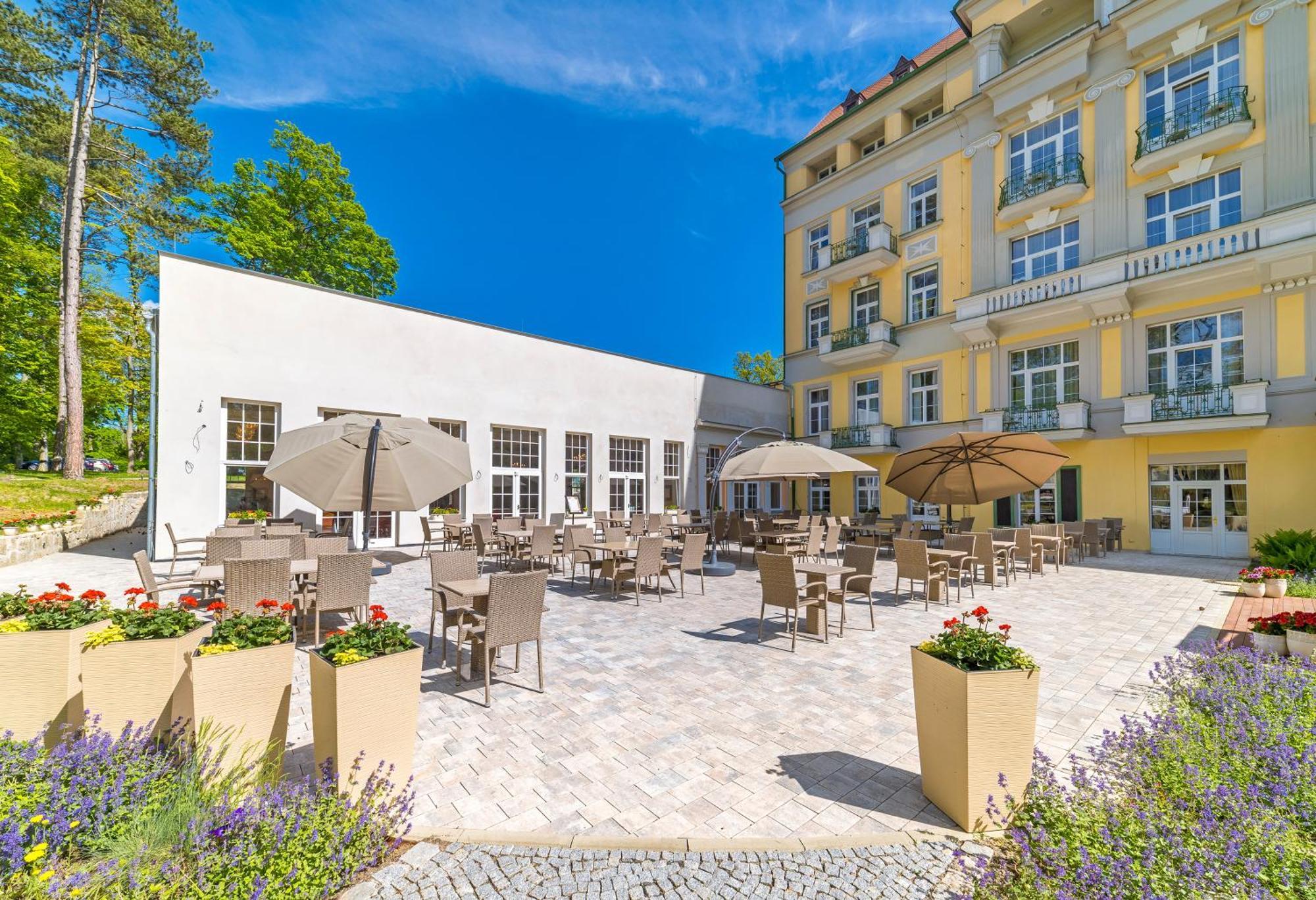 Spa Resort Pawlik-Aquaforum Frantiskovy Lazne Exterior foto
