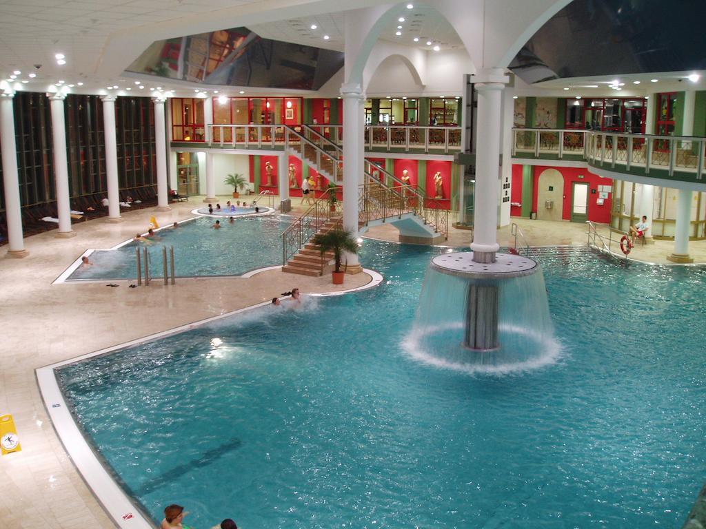 Spa Resort Pawlik-Aquaforum Frantiskovy Lazne Exterior foto