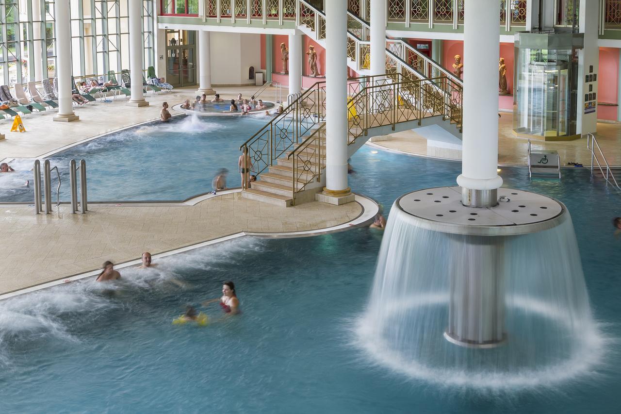 Spa Resort Pawlik-Aquaforum Frantiskovy Lazne Exterior foto